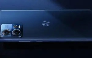 Motorola Moto S30 Pro a sosit: procesor Snapdragon 888+ într-un corp de doar 167 grame