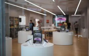 iPhone 14 și Apple Watch Series 8 sunt disponibile începând de astăzi la iStyle România. Vezi prețurile oficiale
