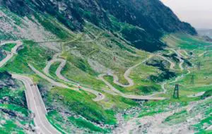 Turiștii străini au cheltuit cu aproape 40% mai mult în România în vara lui 2022. Care au fost cele mai populare destinații, conform datelor de plată cu cardul