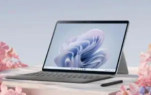 Microsoft prezintă Surface Pro 9, tabletă 2 în 1, cu procesor Intel sau ARM cu 5G
