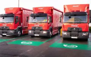 Coca-Cola trollează Tesla şi parteneriatul cu Pepsi, anunţând o colaborare cu Renault Trucks