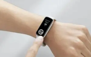 ASUS a prezentat prima brăţară cu senzor de puls digital: VivoWatch 5 Aero
