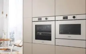 CES 2023: Samsung prezintă cuptorul cu livestream şi ecran de 7 inch, Bespoke AI Oven