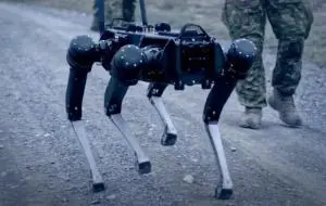 Controlul cu puterea minţii este acum real şi poate pune în mişcare roboţi militari