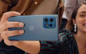 Motorola Edge 40 Pro debutează în Europa, cu procesor Snapdragon 8 Gen 2, ecran de 165 Hz
