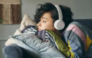 Sony WH-CH520 – Cele mai bune căști accesibile? (REVIEW)