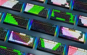 Razer lansează noua BlackWidow V4 75%