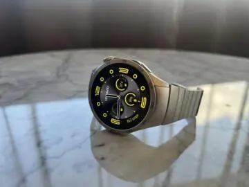REVIEW Huawei Watch GT4: Întoarcerea regelui mid-range