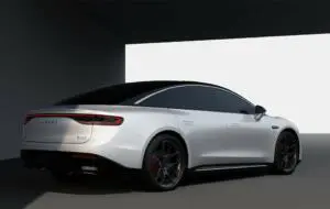 Huawei prezintă automobilul Chery Luxeed S7, primul sedan electric al companiei
