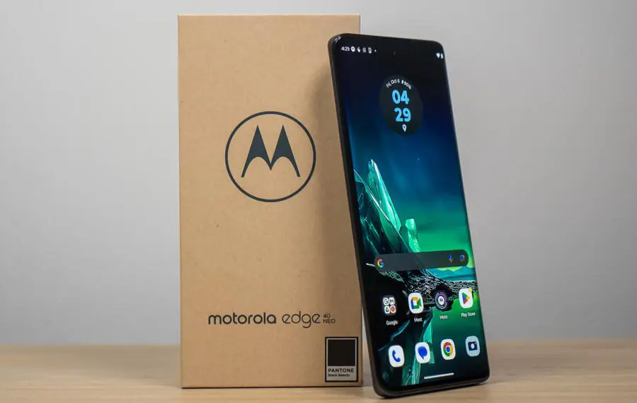Motorola-Edge-40-Neo-main-2-