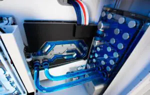 EKWB te ajută să-ți transformi PlayStation 5-ul în PC cu răcire pe lichid
