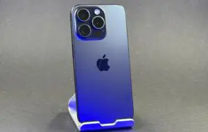 REVIEW iPhone 15 Pro: Procesor de excepție, USB-C și toate noutățile din acest an. Se mai încinge?