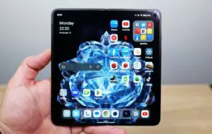 CEO-ul Google nu recomandă instalarea de aplicații pe Android din afara Play Store