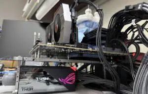 AMD Threadripper PRO 7995WX cu OC la 6.2 GHz este cel mai puternic procesor din lume