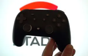 Google prelungește perioada în care poți activa Bluetooth-ul pe controller-ul de Stadia