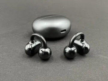 REVIEW Huawei FreeClip, căști True Wireless cu o formă inedită și comoditate absolută