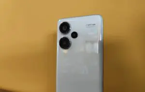 Xiaomi Redmi Note 13 Pro Plus – Cameră și baterie de top la preț bun (REVIEW)