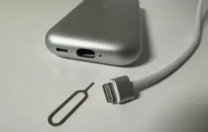 Mufa Lightning nu a murit! Apple Vision Pro încă o folosește