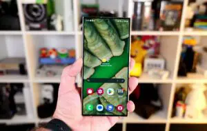 Toate telefoanele din seria S24 de la Samsung vor primi un upgrade de viteză la deblocarea prin amprentă