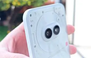 Cât de rezistent este Nothing Phone (2a), noul model „best buy” din zona mid-range