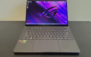 ASUS ROG Zephyrus G14 (2024) review: esențele tari vin în recipiente mici