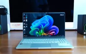 ASUS VivoBook S15 – Noul concurent pentru MacBook? (REVIEW)