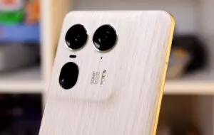 Ce gadget-uri de la Motorola ai putea prinde la reducere de Black Friday 2024