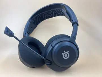 SteelSeries Arctis Nova 5 REVIEW: Căști de gaming cu autonomie extinsă pentru PC și PS5