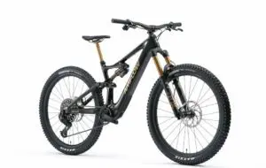 DJI intră pe piața de biciclete electrice cu un nou brand numit Amflow
