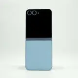 Trei motive pentru care merită să încerci un telefon pliabil în 2025