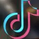 TikTok introduce o opțiune de group chat și noi funcții în mesajele private