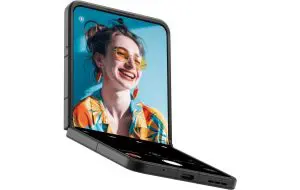 Cum arată Nubia Flip 2, generația următoare a celui mai ieftin pliabil. FOTO