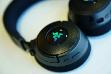 Razer Kraken V4 review – Cele mai versatile căști Razer