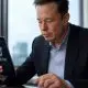 Elon Musk ar putea cumpăra TikTok