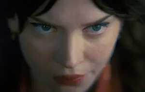 Companion review – Brutal, amuzant și cu twist
