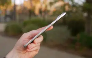 Apple va rezolva problema bateriei lui iPhone 17 Air cu… AI