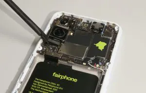Fairphone 6 este cel mai ușor de reparat telefon, conform iFixit: nota 10/10
