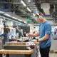 Apple investește enorm pentru a muta producția și asamblarea în Statele Unite