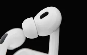 Căștile AirPods Pro 3 sunt mai slabe decât generația precedentă într-un aspect cheie