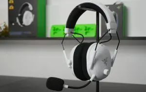 Razer BlackShark V3 Pro review: căști de gaming cu ANC?!