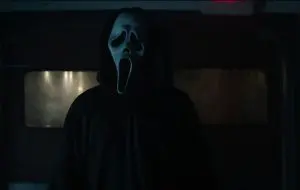 Trailerul Scream 7 anunță întoarcerea la origini: Neve Campbell și Courtney Cox îl înfruntă iar pe Ghostface