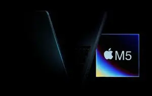 Primul MacBook Pro albastru? Apple sugerează un nou design în clipul oficial