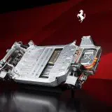 Ferrari intră în era electrică cu un model semnat de designerul iPhone
