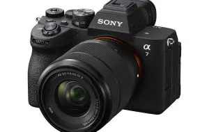 Sony anunță Alpha 7 V: 33 MP, video 4K 120FPS și focalizare cu AI. Cât costă în România