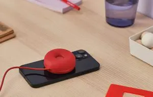IKEA lansează încărcătorul wireless „gogoașă” cu magneți și suport pentru Qi2