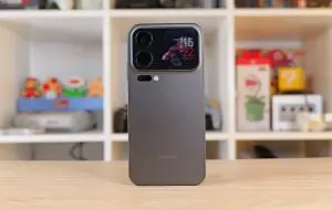 Xiaomi 18 Pro ar putea copia una dintre cele mai utile funcții de pe Galaxy S26 Ultra