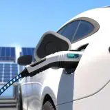 Studiu: vânzările de mașini electrice scad, dar 96% dintre proprietari nu s-ar întoarce la combustie internă