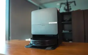 Roborock Saros 20 review – Aspiratorul robot care încearcă să înțeleagă locuința