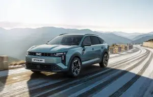 Dacia prezintă Striker: noul crossover din segmentul C cu motorizări hibride și preț de la 25.000 de euro