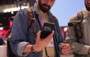 Livrările de smartphone-uri au scăzut cu 11%, la cel mai slab trimestru doi din ultimii 13 ani